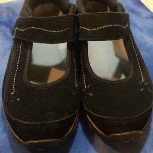 Ryka 8.5 Mary Jane tennis shoes